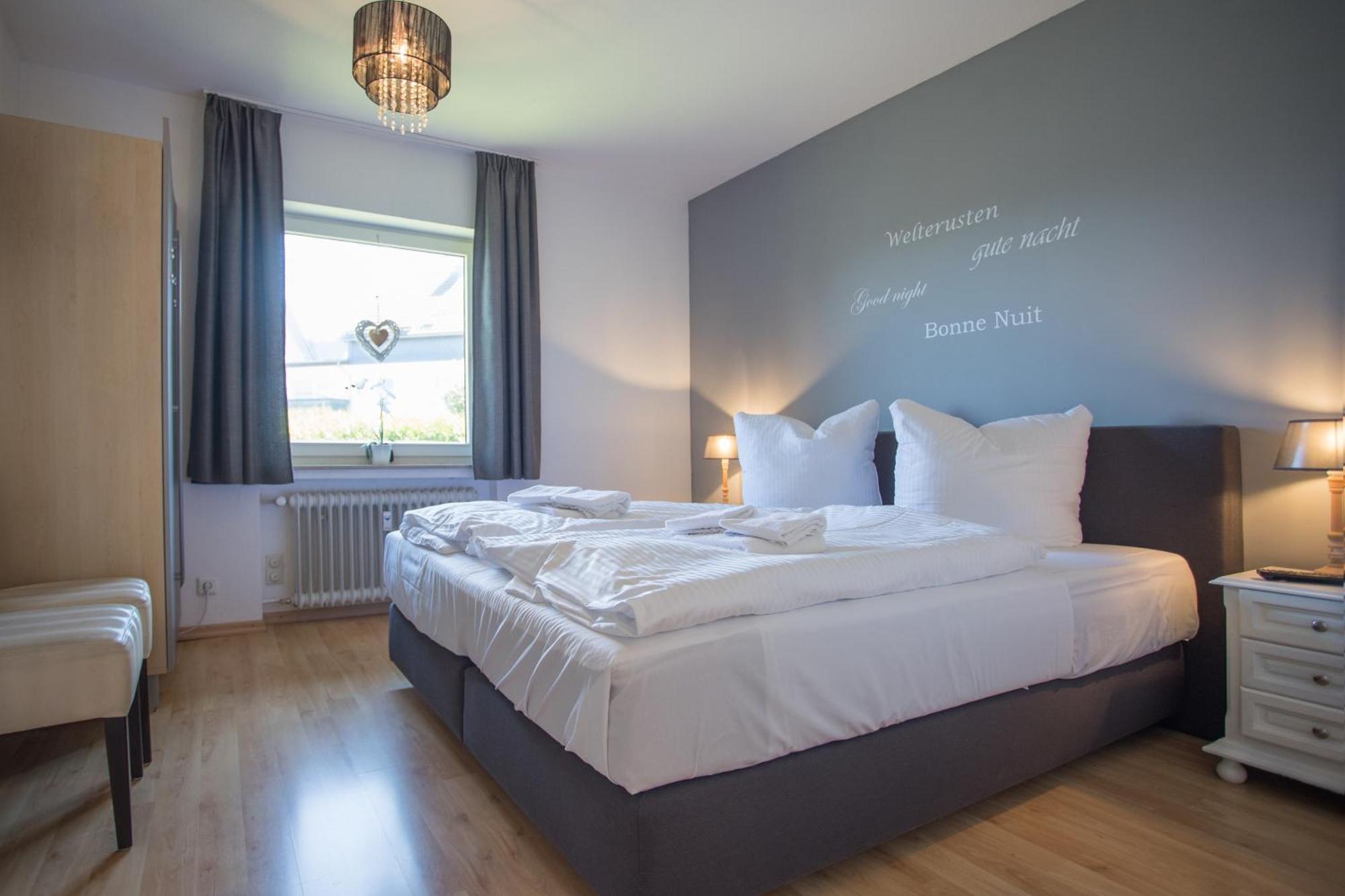 Ferienwohnung 'Kleine Auszeit Winterberg' - Am Herrenskoepfchen 4 ヴィンターベルク エクステリア 写真