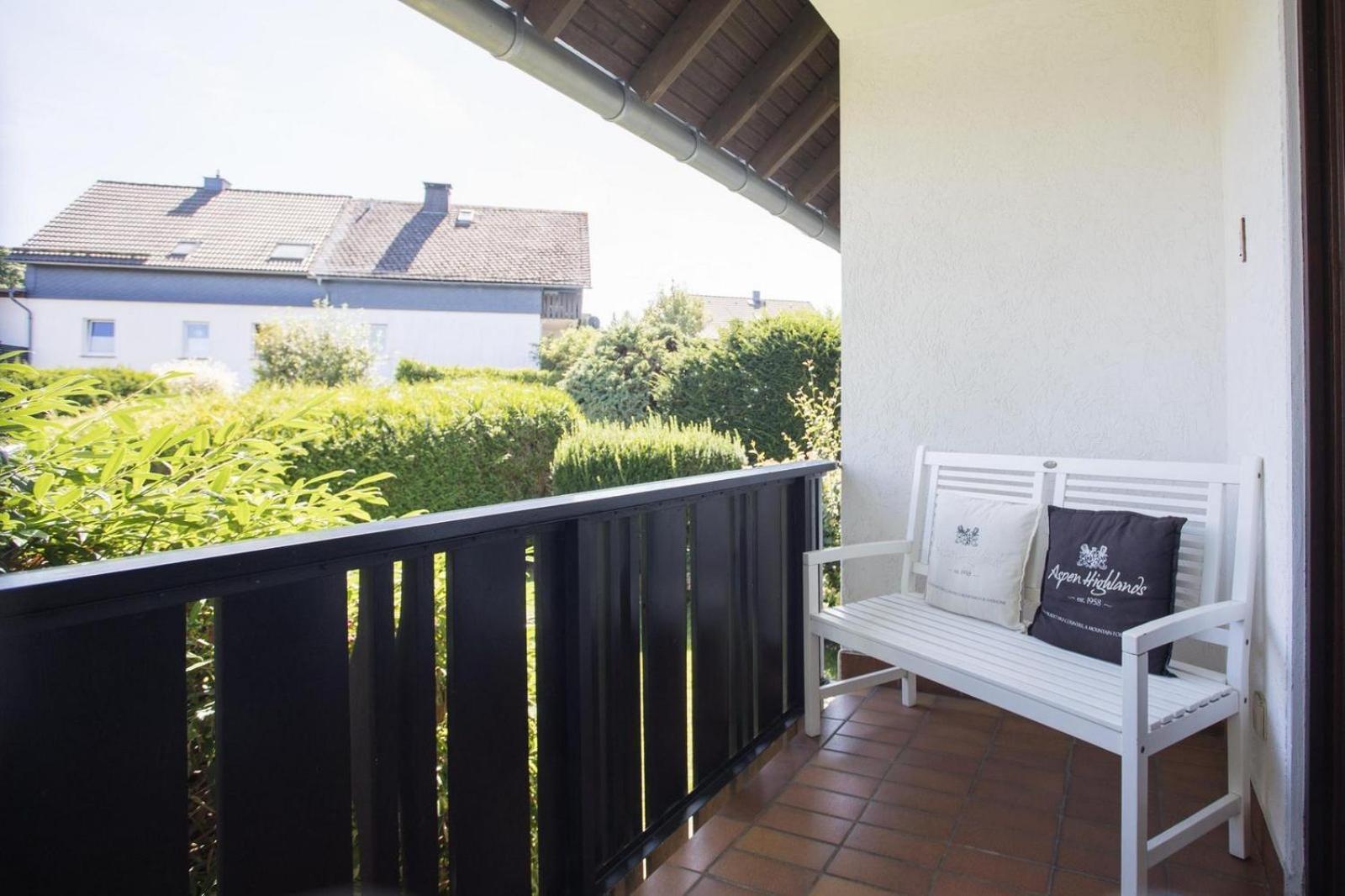 Ferienwohnung 'Kleine Auszeit Winterberg' - Am Herrenskoepfchen 4 ヴィンターベルク エクステリア 写真